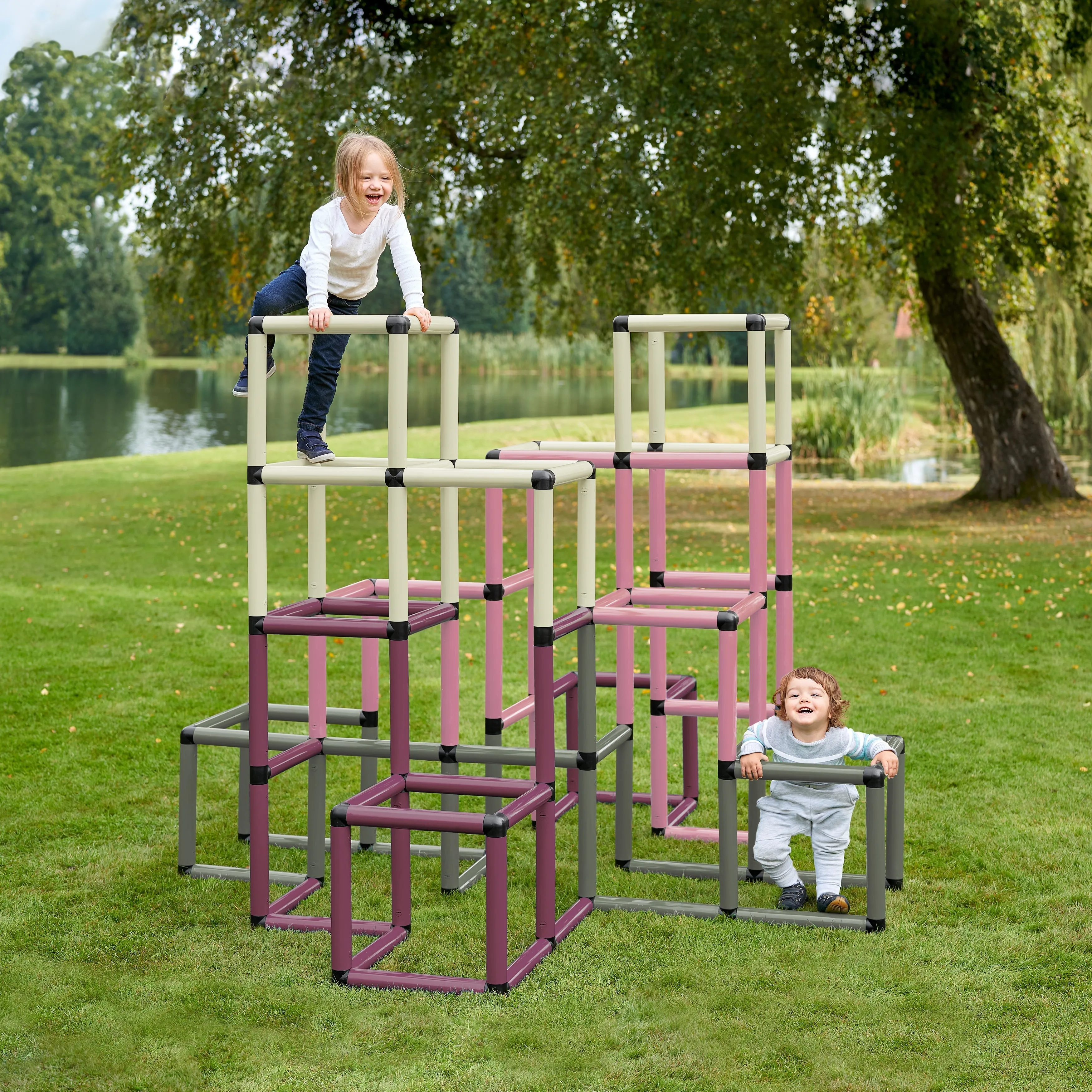 Super Climbing Pyramid Home